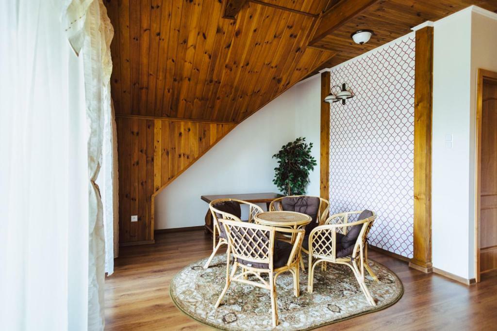 Apartamenty U Barbary エウク エクステリア 写真